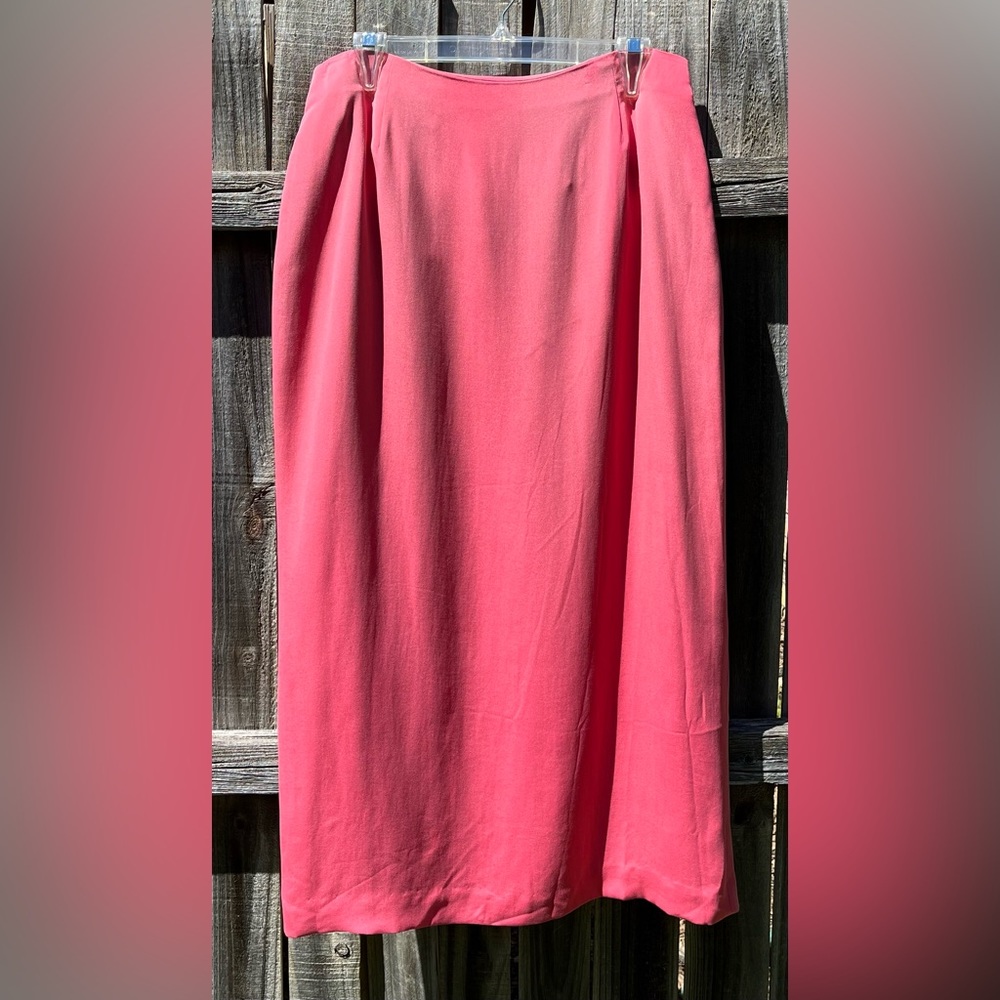 Valerie Stevens Woman Coral Skirt